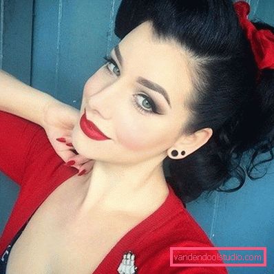 Зачіски в пін ап стилі на довге волосся