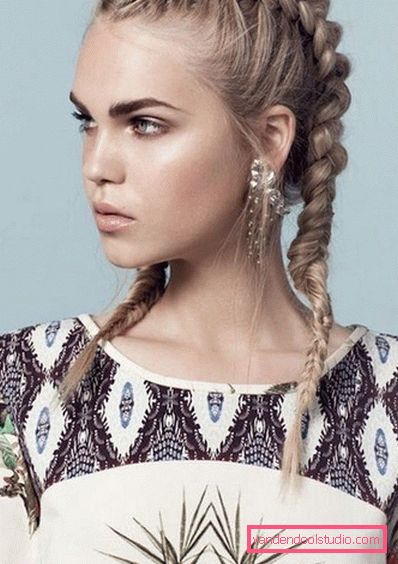 Вишукані зачіски з косами 2019-2020 роки