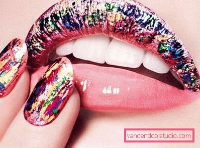 дуже незвичайний nail art дуже незвичайний nail art