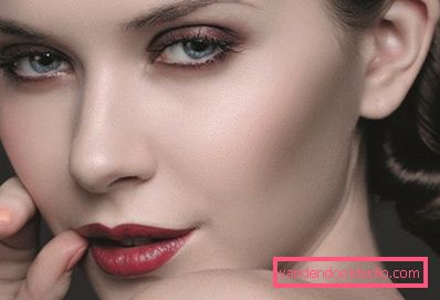 романтичний макіяж для блакитних очей романтичний макіяж для блакитних очей