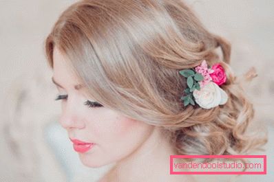 Весільні зачіски 2019 - 300 актуальних фото