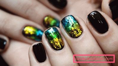 Блискучий манікюр з фольгою 2019-2020 роки